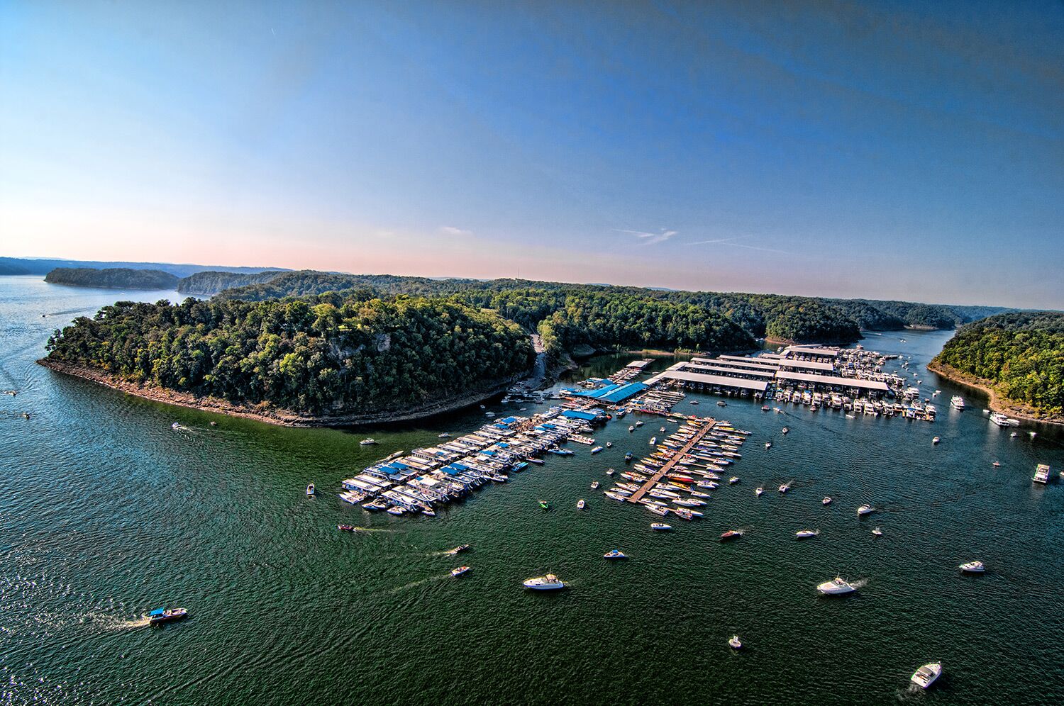 Vacationing At Lake Cumberland Can Be Filled With Fun Raymond M
